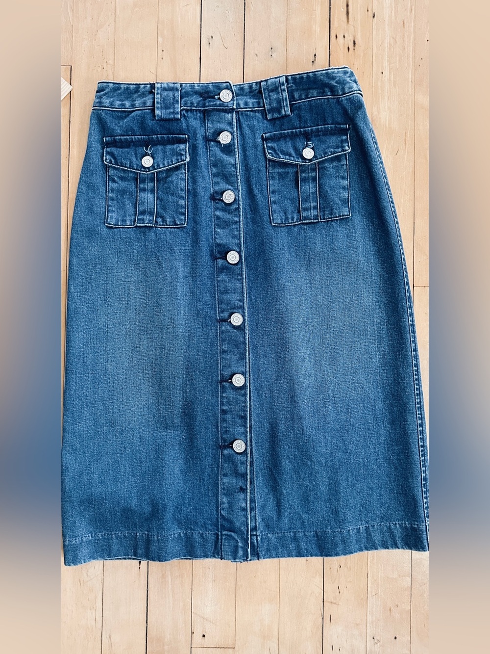 GAP Button-Front Midi Denim Skirt in Blue
